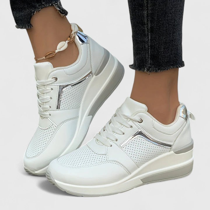 White / 6